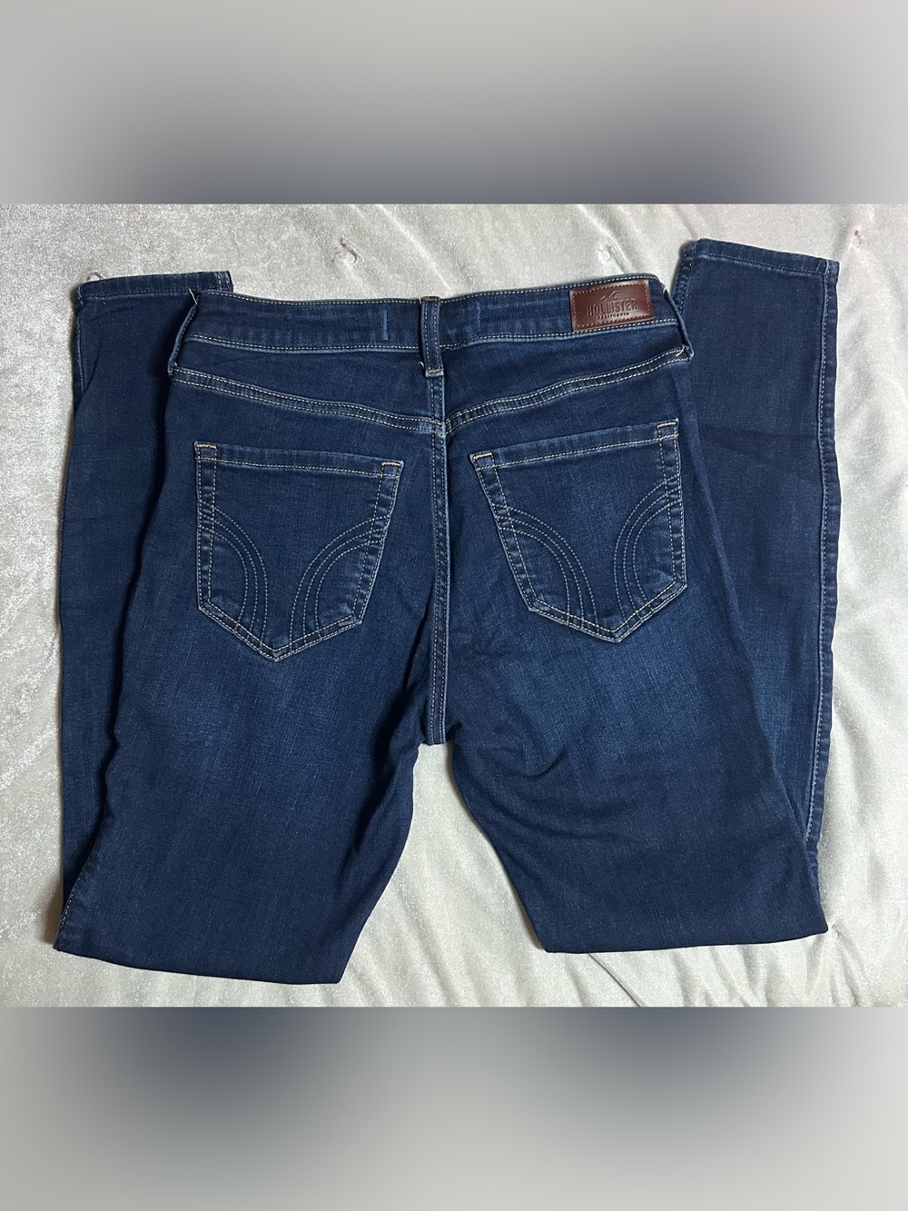 Hollister Dark Blue Skinny Jeans - Picture 4 of 4